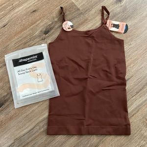 Shapermint All Day Every Day Scoop Neck Cami